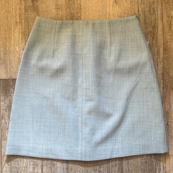 Fansilanen Elegant Blue Skirt with Button Detail size S - Picture 7 of 11